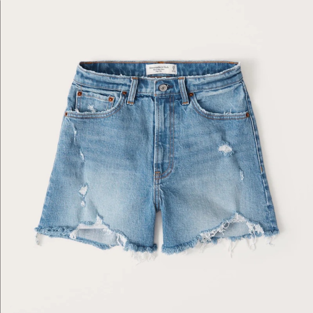 Abercrombie Curve Love High Rise 4 Inch Mom Shorts